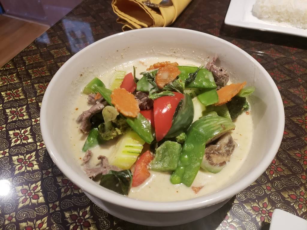 Isan Thai Restaurant | restaurant | 5758 S Tamiami Trail, Sarasota, FL 34231, USA | 9419231232 OR +1 941-923-1232