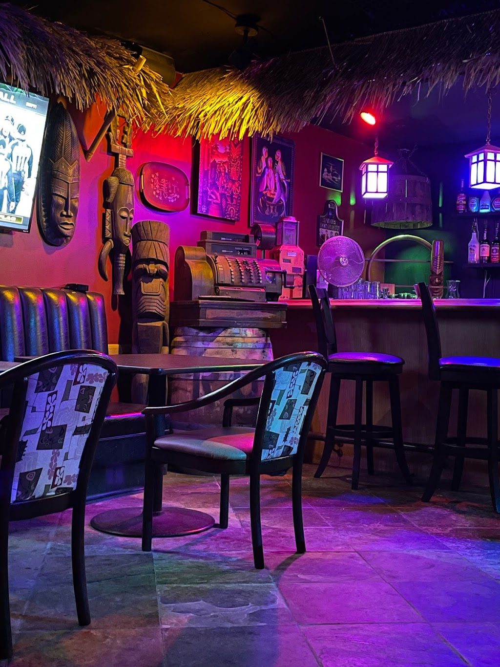 Kahuna Tiki Tu | restaurant | 12600 Riverside Dr, Valley Village, CA 91607, USA | 8184529600 OR +1 818-452-9600