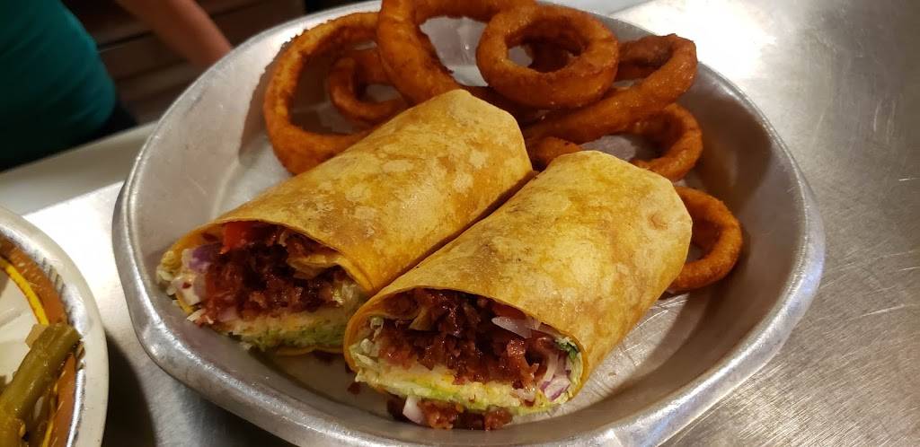 Hobos At The Legion | restaurant | 200 Main St, St Peters, MO 63376, USA | 6362782828 OR +1 636-278-2828