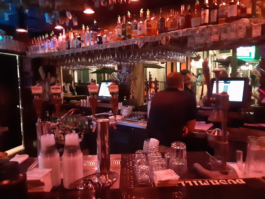 McGuires Irish Pub of Destin | restaurant | 33 US-98 E, Destin, FL 32541, USA | 8506500000 OR +1 850-650-0000