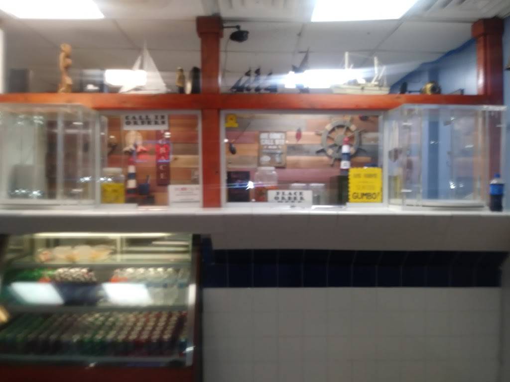 Shrimp Hut | restaurant | 5040 E 38th St, Indianapolis, IN 46218, USA | 3175468888 OR +1 317-546-8888