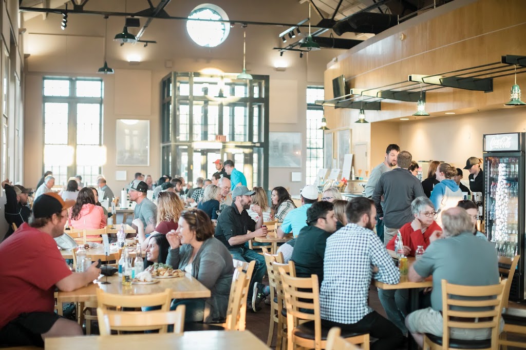 Falls Overlook Cafe | restaurant | 825 N Weber Ave, Sioux Falls, SD 57103, USA | 6053674885 OR +1 605-367-4885