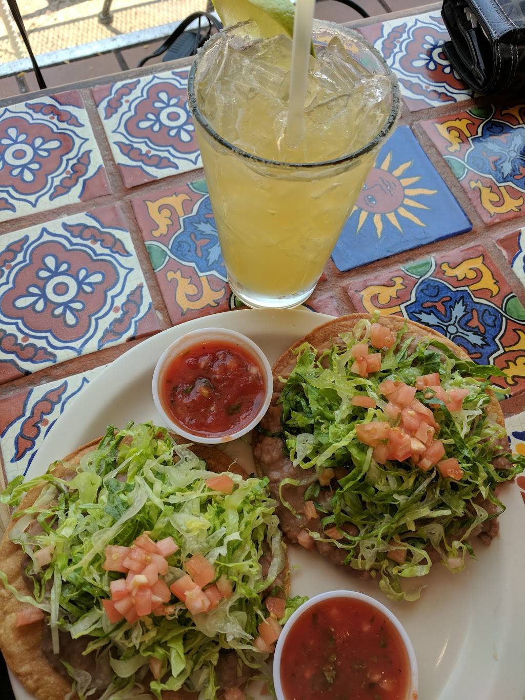 La Veracruzana Restaurant | restaurant | 63 S Pleasant St, Amherst, MA 01002, USA | 4132536900 OR +1 413-253-6900