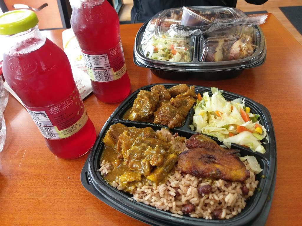 Golden Krust Caribbean Restaurant | restaurant | 1614 Blue Hill Avenue, Mattapan, MA 02126, USA | 6176966200 OR +1 617-696-6200