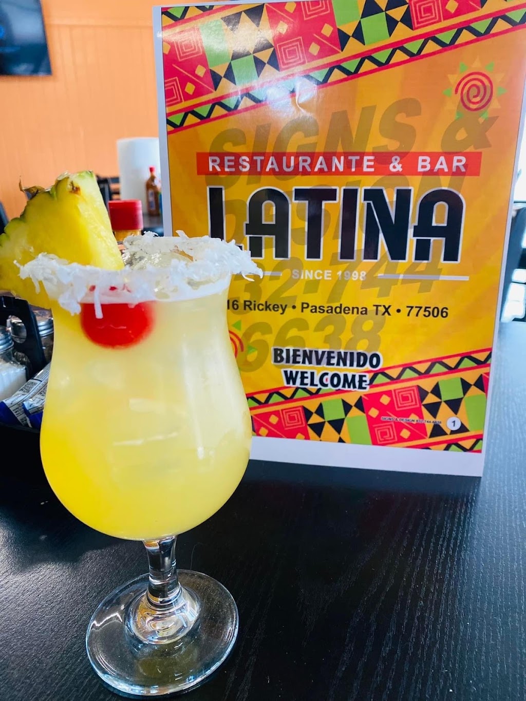 Latina Restaurant & Bar | restaurant | 416 S Richey St, Pasadena, TX 77506, USA | 8326494362 OR +1 832-649-4362