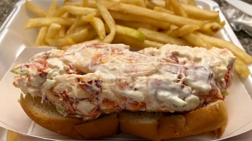 Billys Famous Roast Beef | restaurant | 1291 Main St, Wakefield, MA 01880, USA | 7816652070 OR +1 781-665-2070