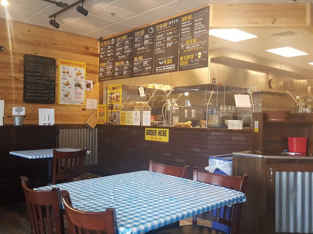 Dickeys Barbecue Pit | restaurant | 8225 Greenway Blvd Ste 120, Middleton, WI 53562, USA | 6088729000 OR +1 608-872-9000