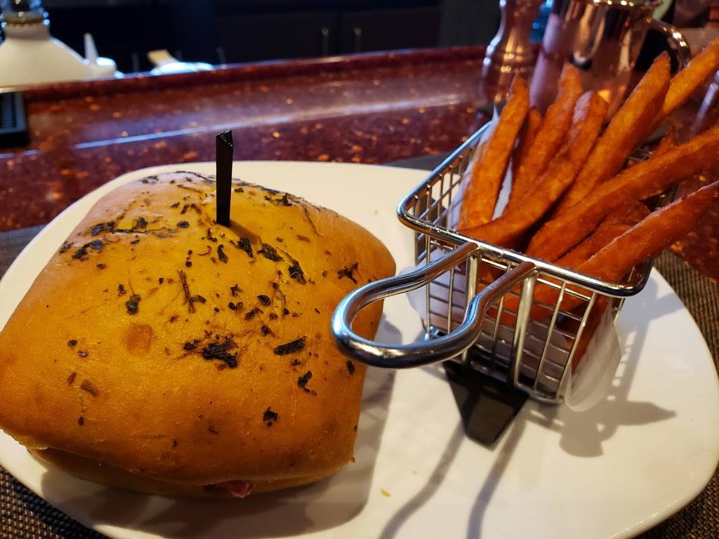 110 Grill - Millbury | restaurant | 70 MA-146, Millbury, MA 01527, USA | 5088658110 OR +1 508-865-8110