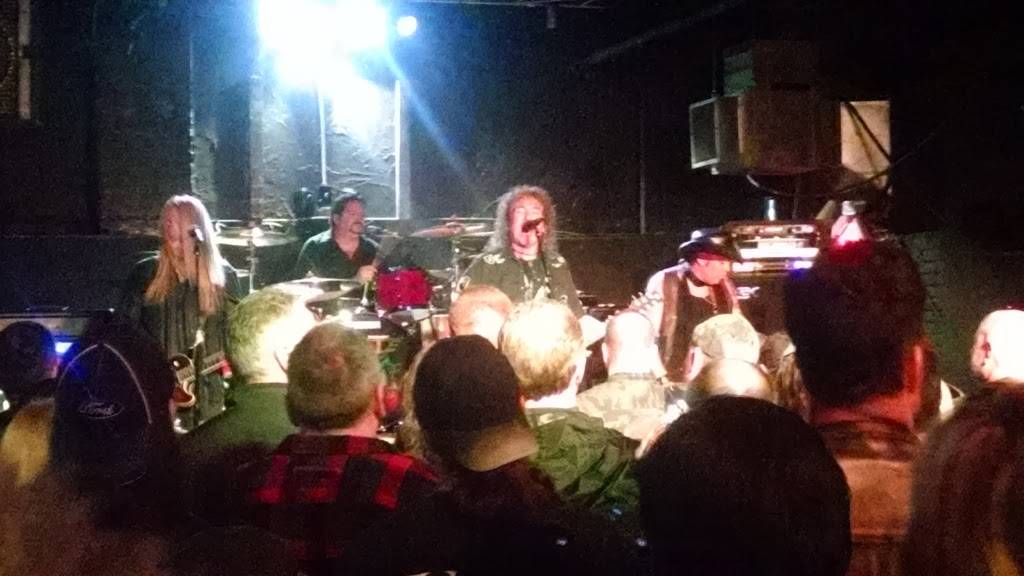 The Foundry Concert Club | restaurant | 11729 Detroit Ave, Lakewood, OH 44107, USA | 4406375483 OR +1 440-637-5483