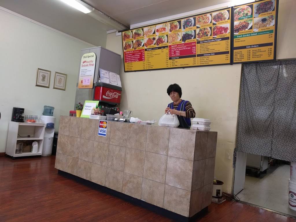 Manna Teriyaki | restaurant | 9831 Aurora Ave N, Seattle, WA 98103, USA | 2065275542 OR +1 206-527-5542