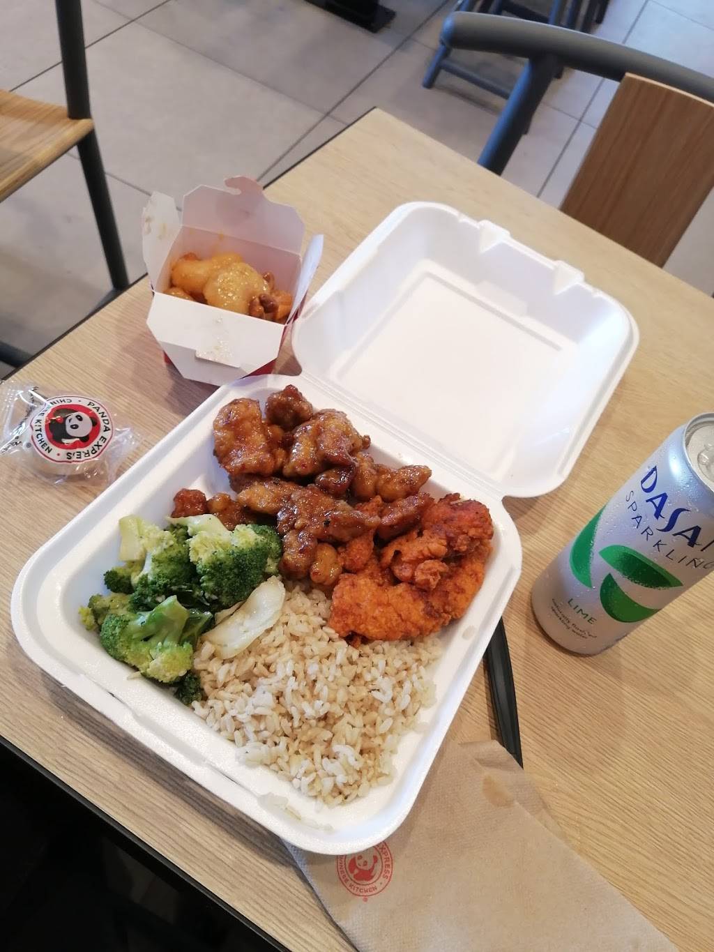 Panda Express | restaurant | 5400 Donald Ross Rd Suite 100, Palm Beach Gardens, FL 33418, USA | 5618020928 OR +1 561-802-0928
