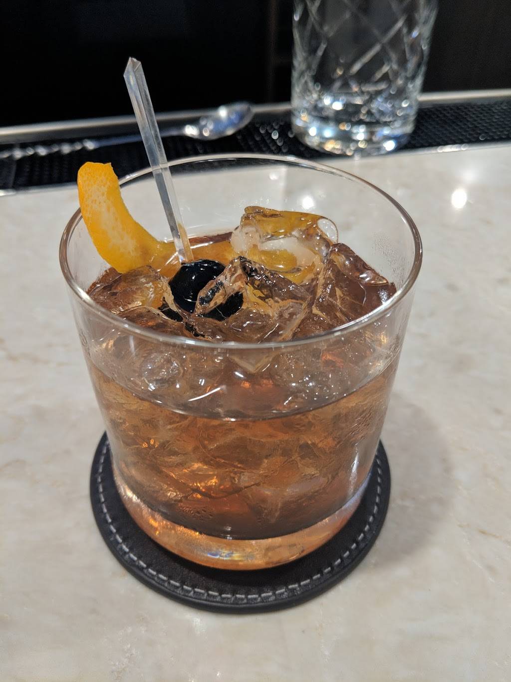 HEW Parlor & Chophouse | restaurant | 453 Edgewater Dr, Dunedin, FL 34698, USA | 7276835990 OR +1 727-683-5990