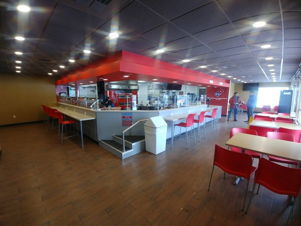 Dominos Pizza | meal delivery | 247 Broadway St, Berlin, WI 54923, USA | 9203617272 OR +1 920-361-7272