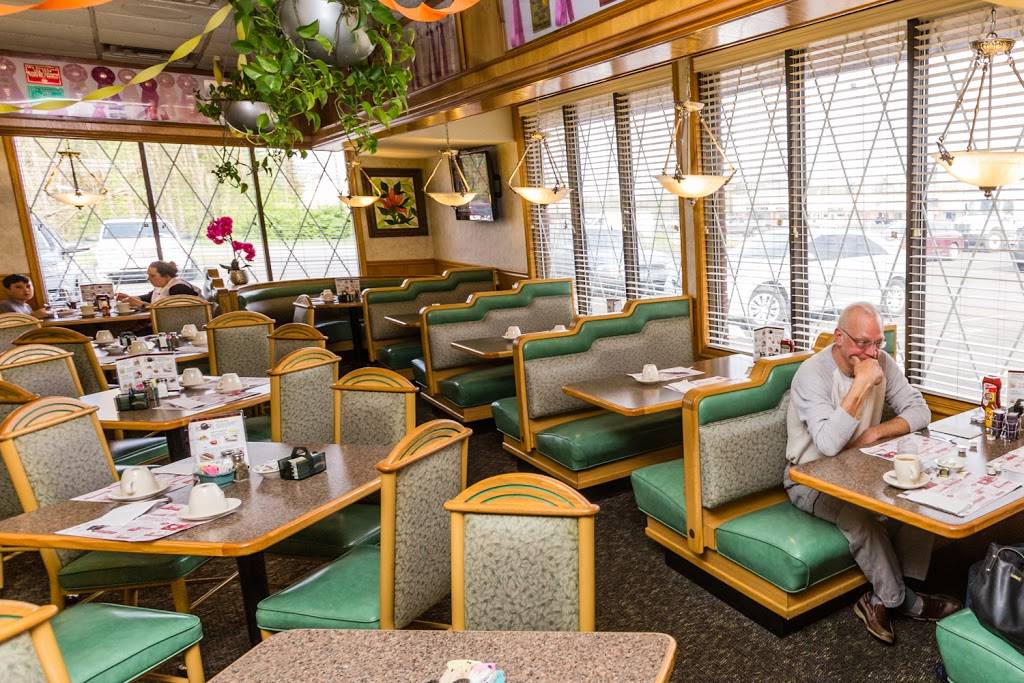 Prime Table Restaurant | restaurant | 1915 S 11th St, Niles, MI 49120, USA | 2696842112 OR +1 269-684-2112