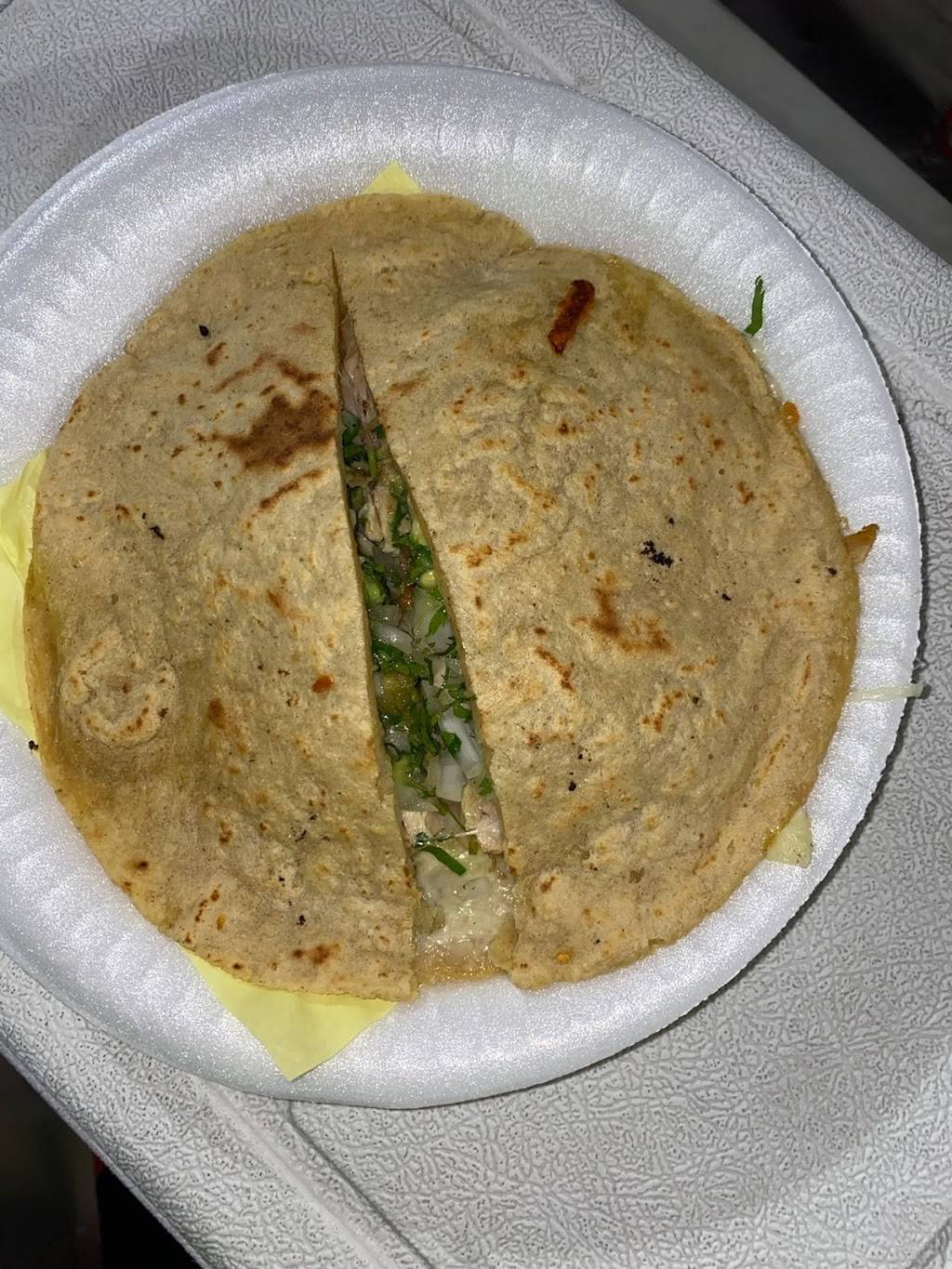 Tacos El Champ | restaurant | 5821 S Central Ave, Los Angeles, CA 90011, USA | 3238024231 OR +1 323-802-4231