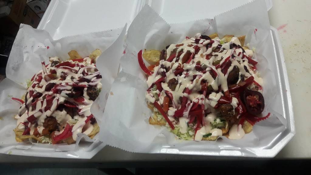 Dora’s Pupuseria | restaurant | 1802 Orange Ave, Fort Pierce, FL 34950, USA | 7726721745 OR +1 772-672-1745