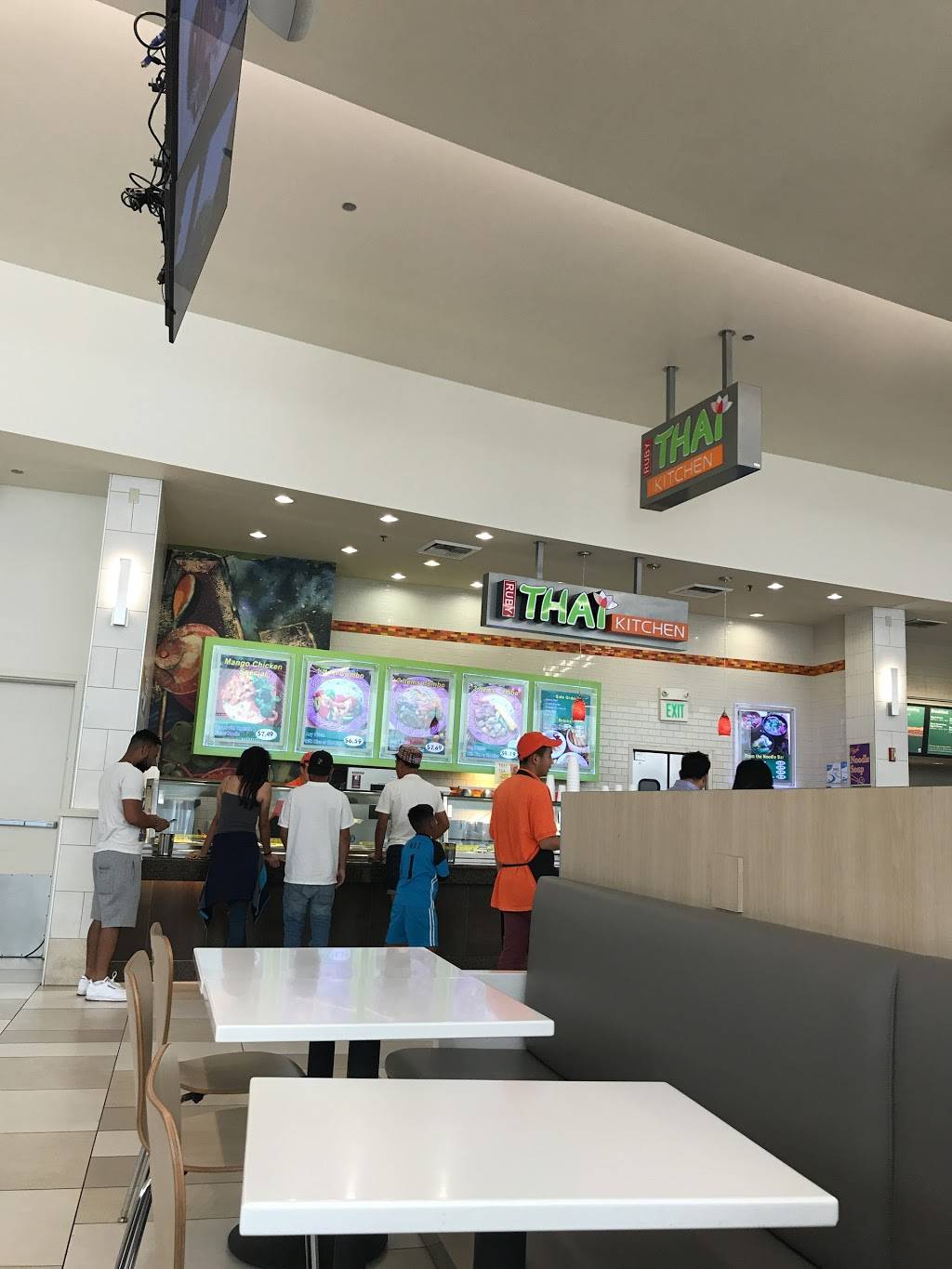 Ruby Thai Kitchen | restaurant | 139 Los Cerritos Center FC25, Cerritos, CA 90703, USA | 5628099200 OR +1 562-809-9200