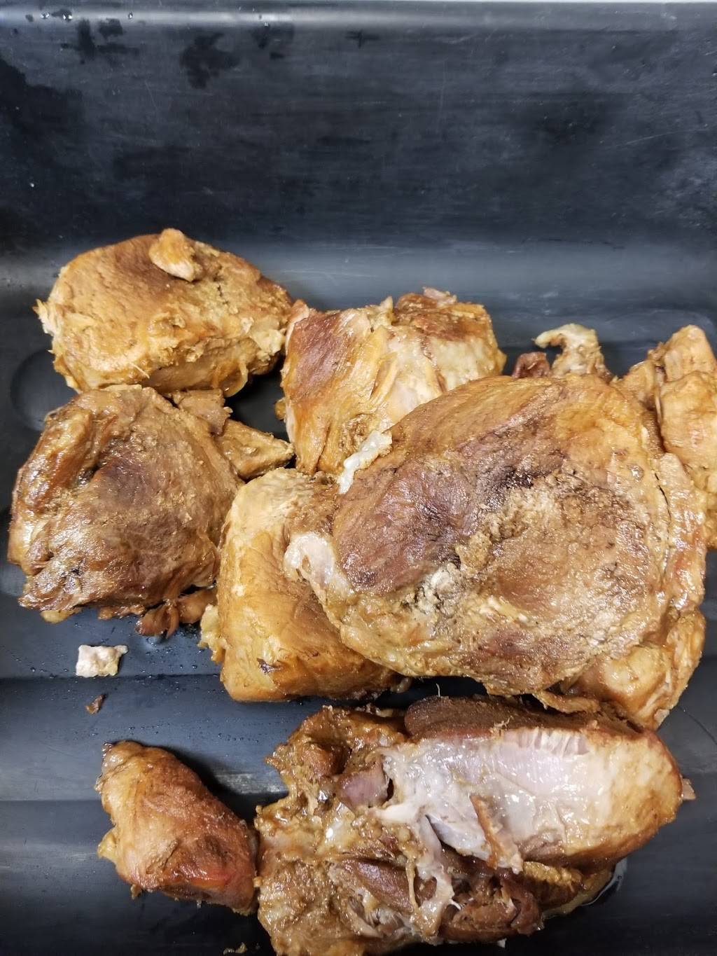 Victors Taco Shop | restaurant | 2121 Cumberland Ave #2817, Knoxville, TN 37916, USA | 8656330330 OR +1 865-633-0330