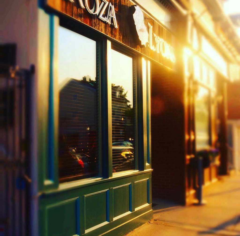 Roza Lyons | restaurant | 709 E Broadway, South Boston, MA 02127, USA | 6179029333 OR +1 617-902-9333