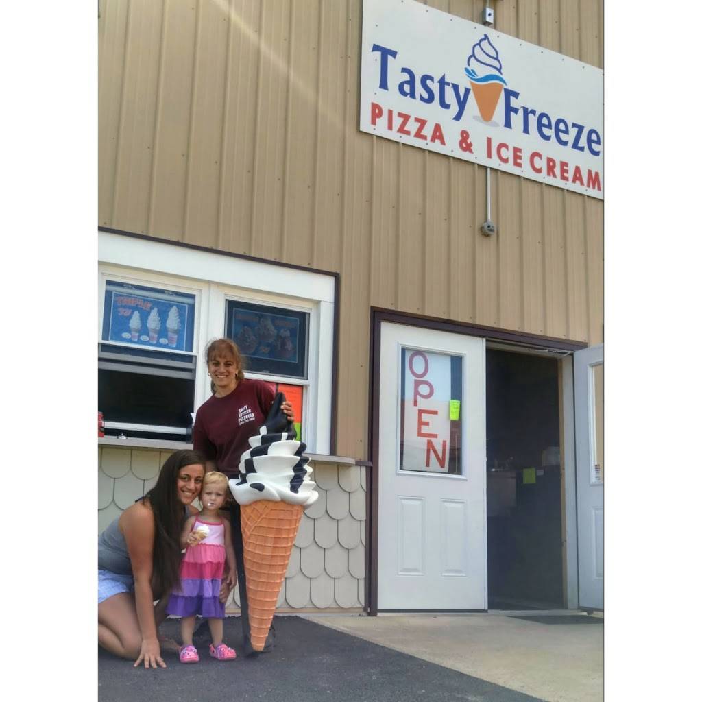 Tasty Freeze Pizza & Ice Cream | restaurant | 641 McQueen Rd, Amsterdam, NY 12010, USA | 5182122940 OR +1 518-212-2940