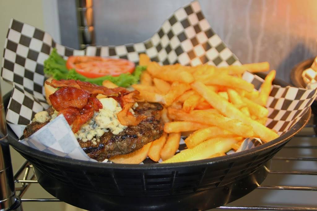 Peabodys Sports Bar | restaurant | 39 Phila St, Saratoga Springs, NY 12866, USA | 5188868673 OR +1 518-886-8673