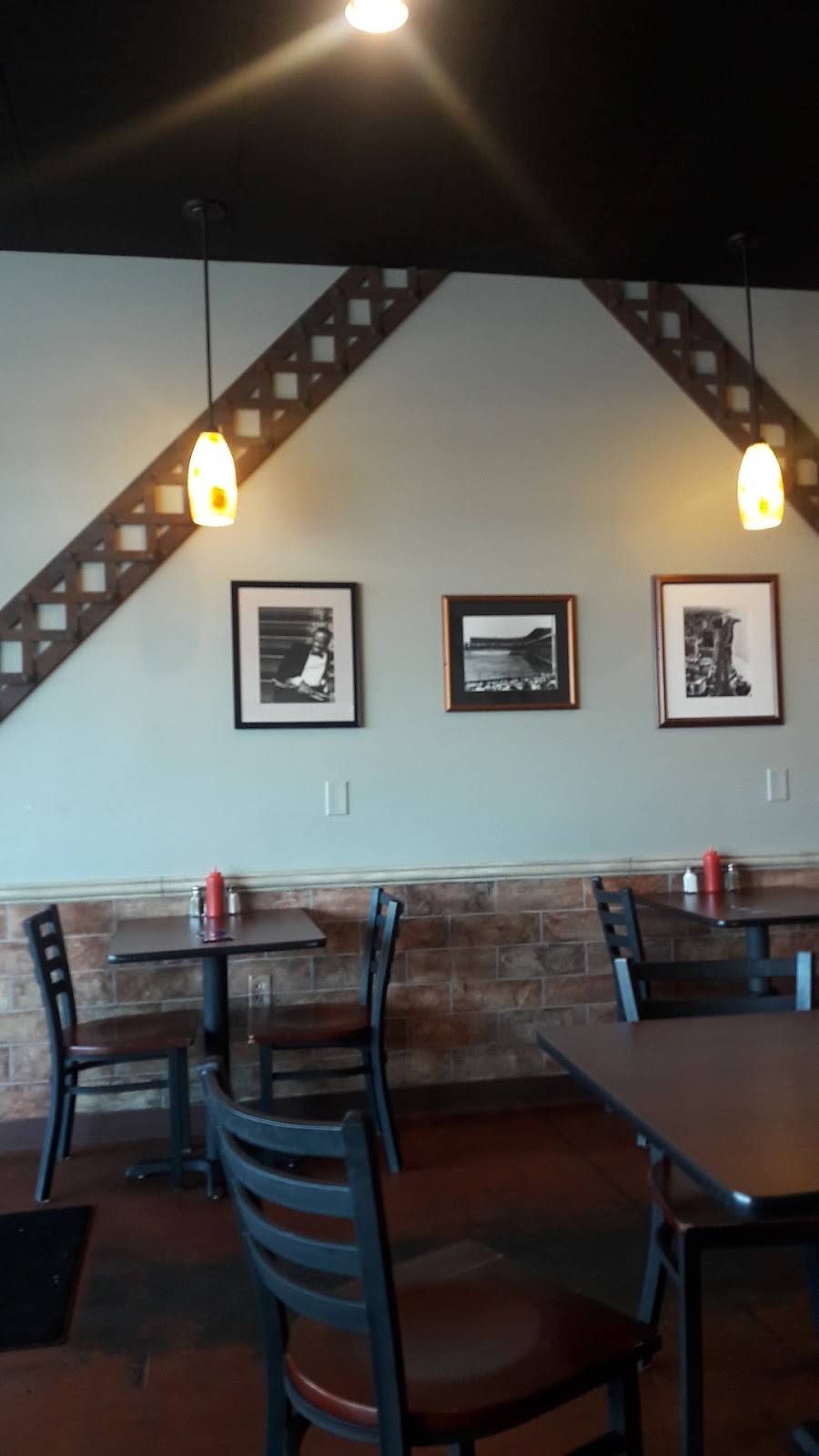 Windy City Grille | restaurant | 5751 Byron Center Ave SW, Wyoming, MI 49519, USA | 6162612489 OR +1 616-261-2489