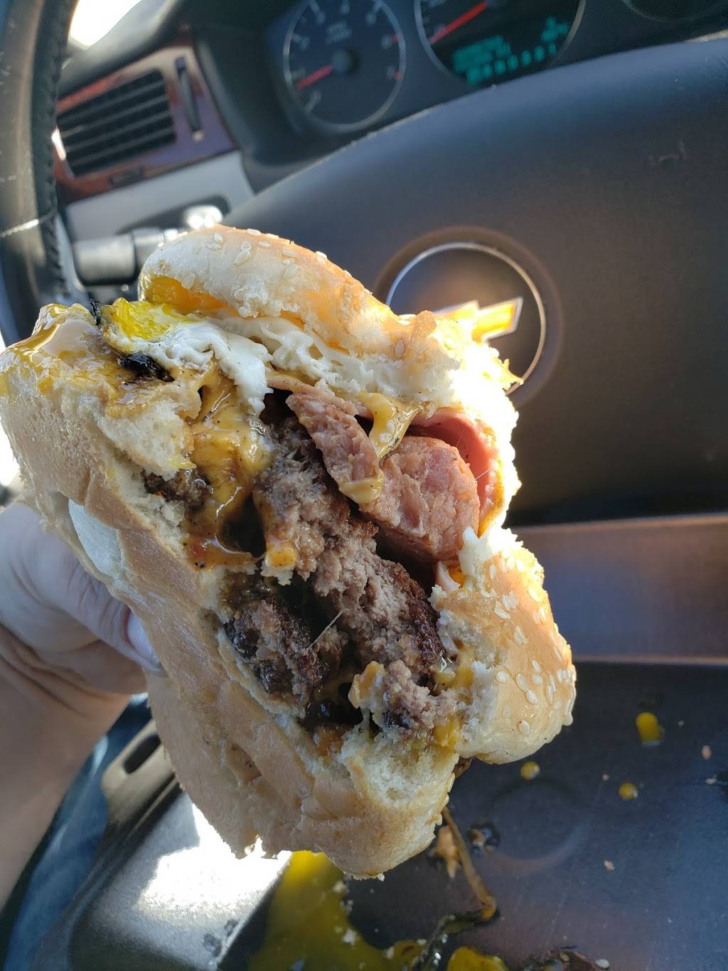 Voltzys Rootbeer Stand | restaurant | 4668 N Springboro Pike, Moraine, OH 45439, USA | 9372991440 OR +1 937-299-1440