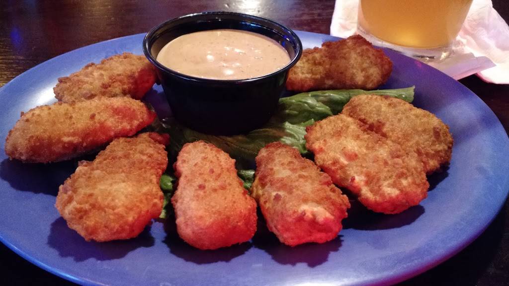 The Tavern on Main | restaurant | 123 Main St, El Segundo, CA 90245, USA | 3103223645 OR +1 310-322-3645