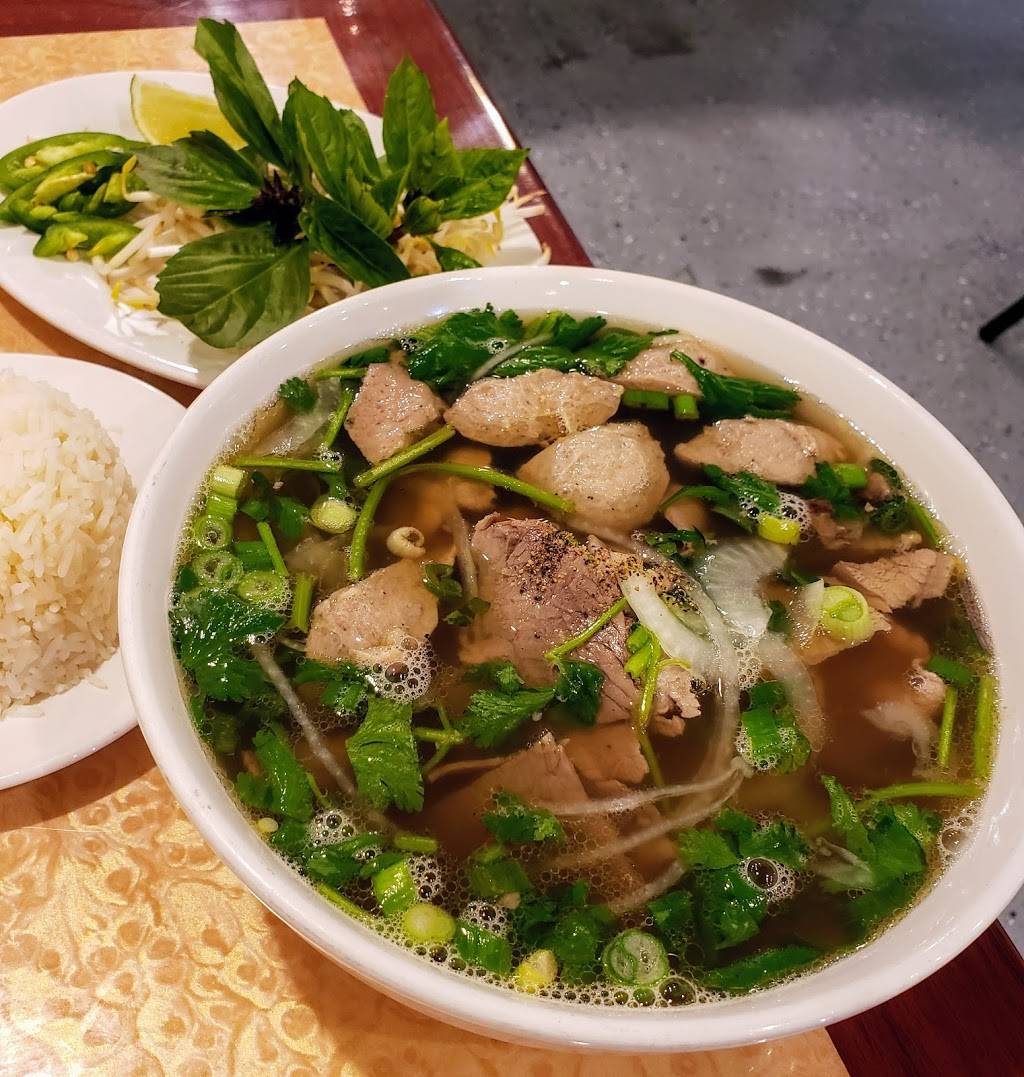 Khanhs Vietnamese Restaurant | restaurant | 6901 McCart Ave #200, Fort Worth, TX 76133, USA | 8177203200 OR +1 817-720-3200