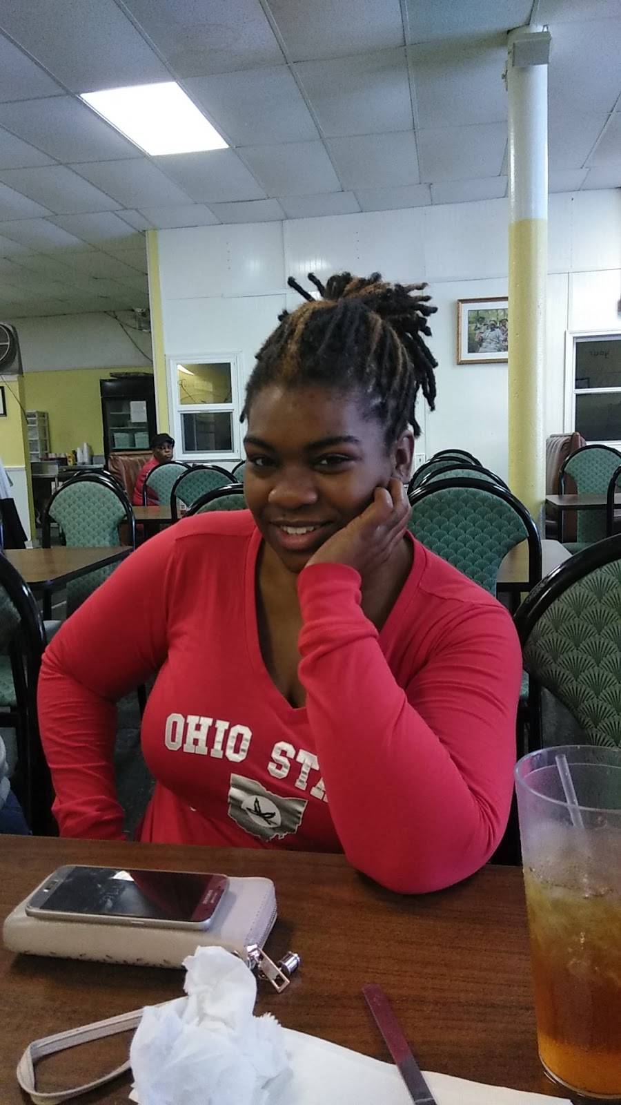 Magic City Grill | restaurant | 4610 Gary Ave, Fairfield, AL 35064, USA | 2057839392 OR +1 205-783-9392