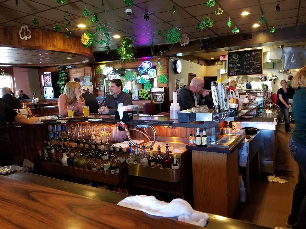 ICU Bar & Grill | restaurant | 129 N Green Bay Rd, Neenah, WI 54956, USA | 9207257401 OR +1 920-725-7401