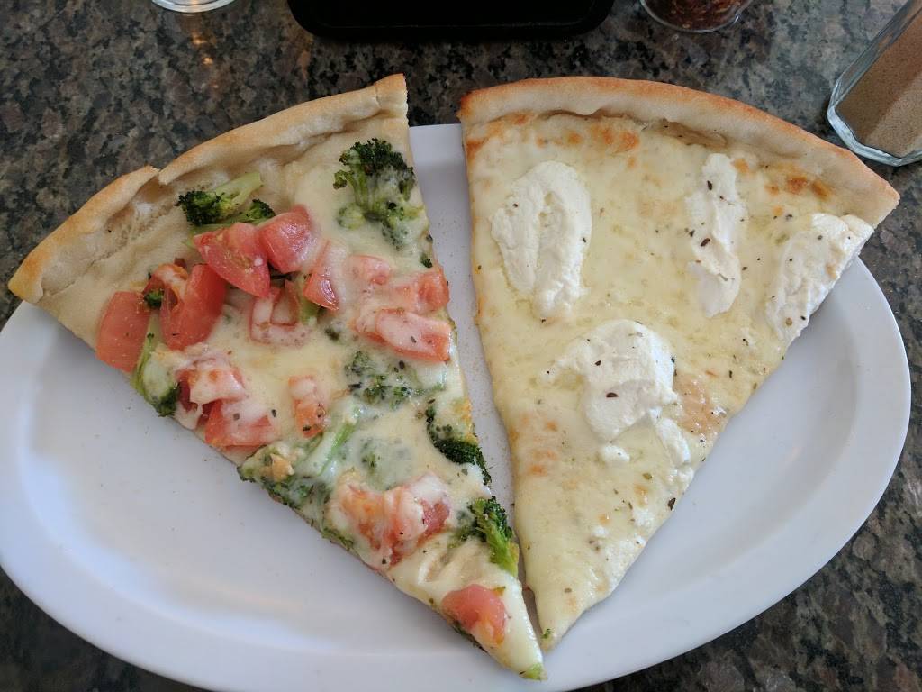 Mario & Franks II | restaurant | 231 4th St # 1, Fieldsboro, NJ 08505, USA | 6093242737 OR +1 609-324-2737