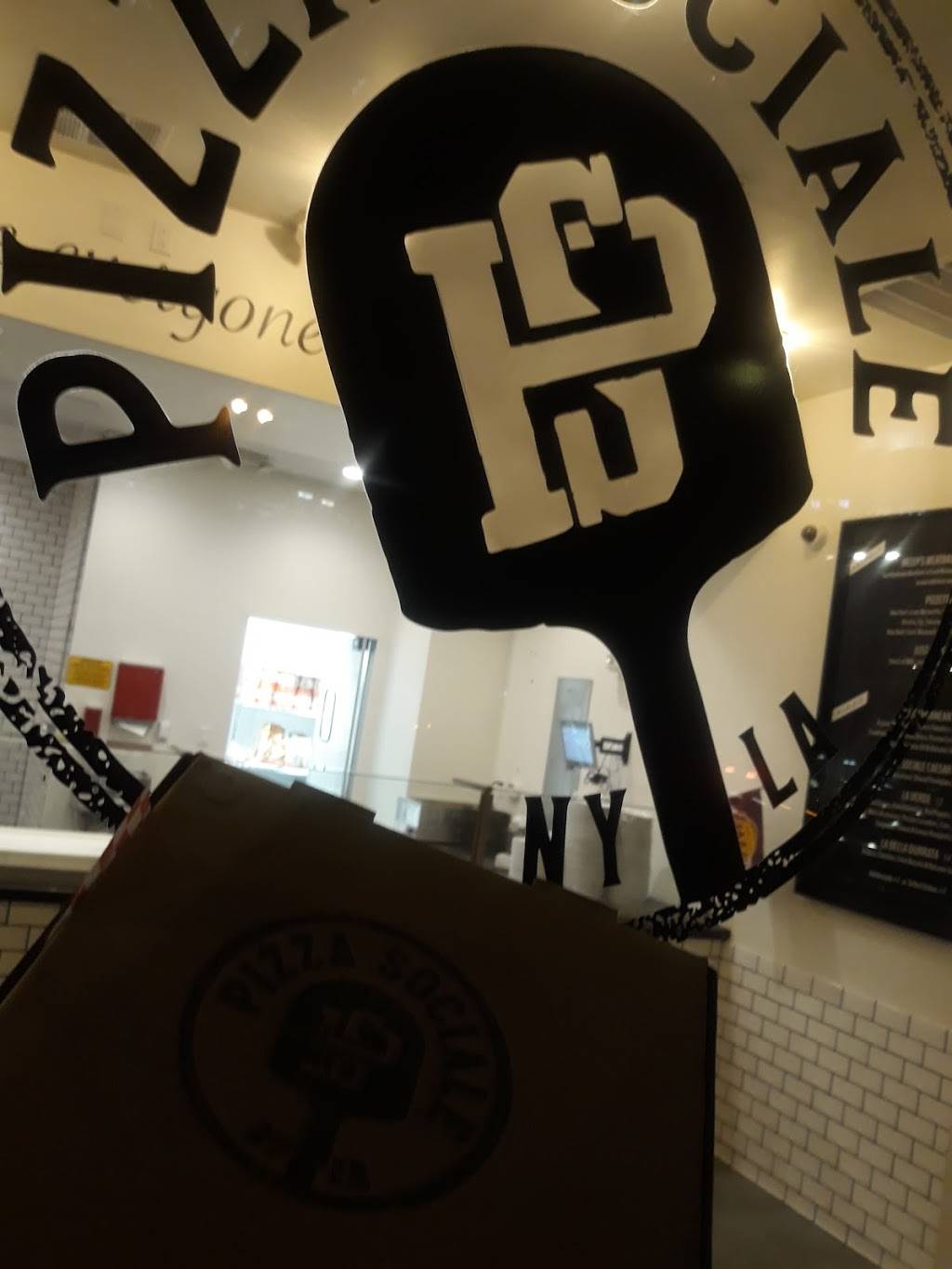 Pizza Sociale | restaurant | 448 W Olympic Blvd, Los Angeles, CA 90015, USA | 2136345444 OR +1 213-634-5444