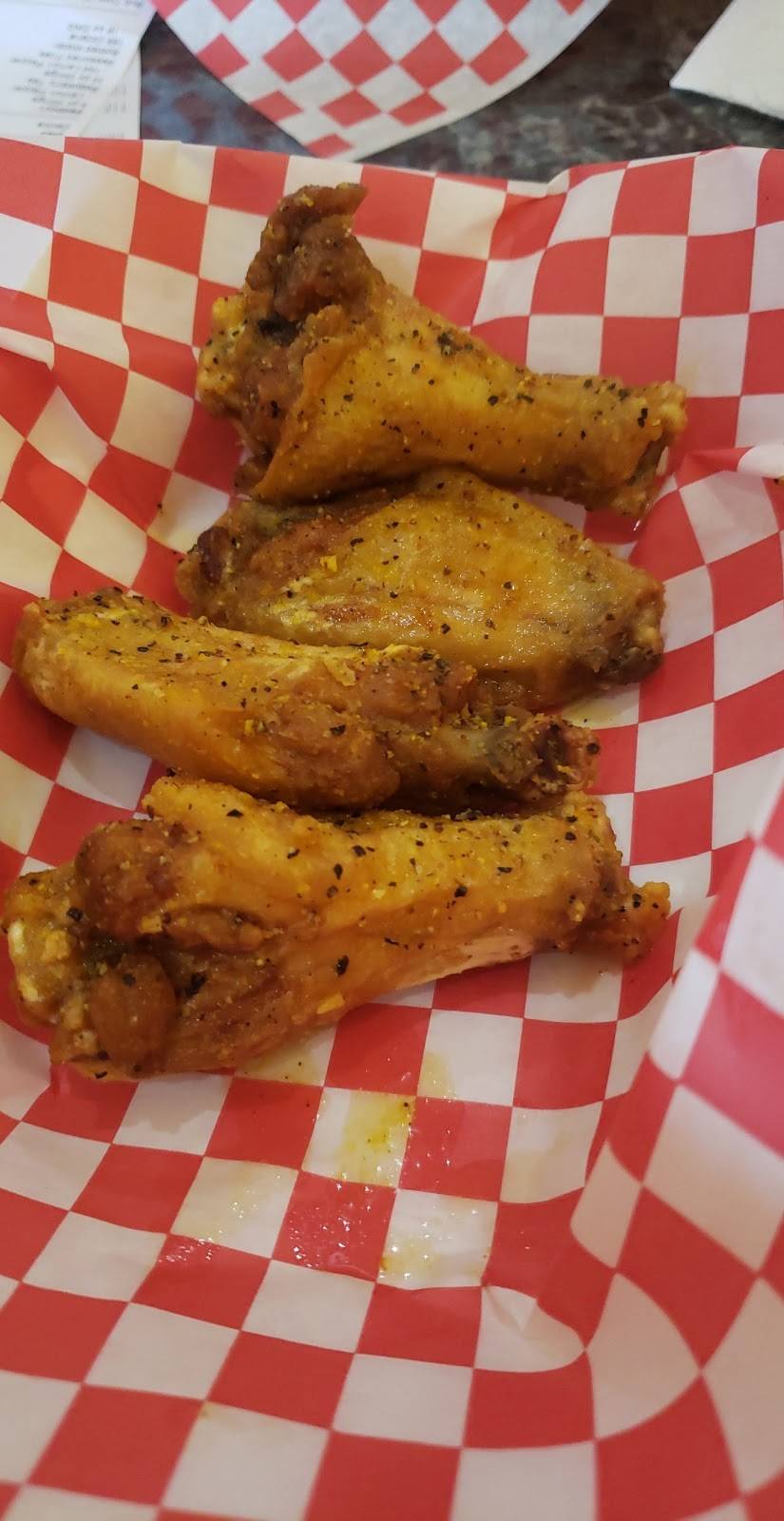 Flavors Wings N Daiquiris (Flavors Wings And Daiquiris) | restaurant | 5005 S Cooper St Suite 175, Arlington, TX 76017, USA | 8175836517 OR +1 817-583-6517