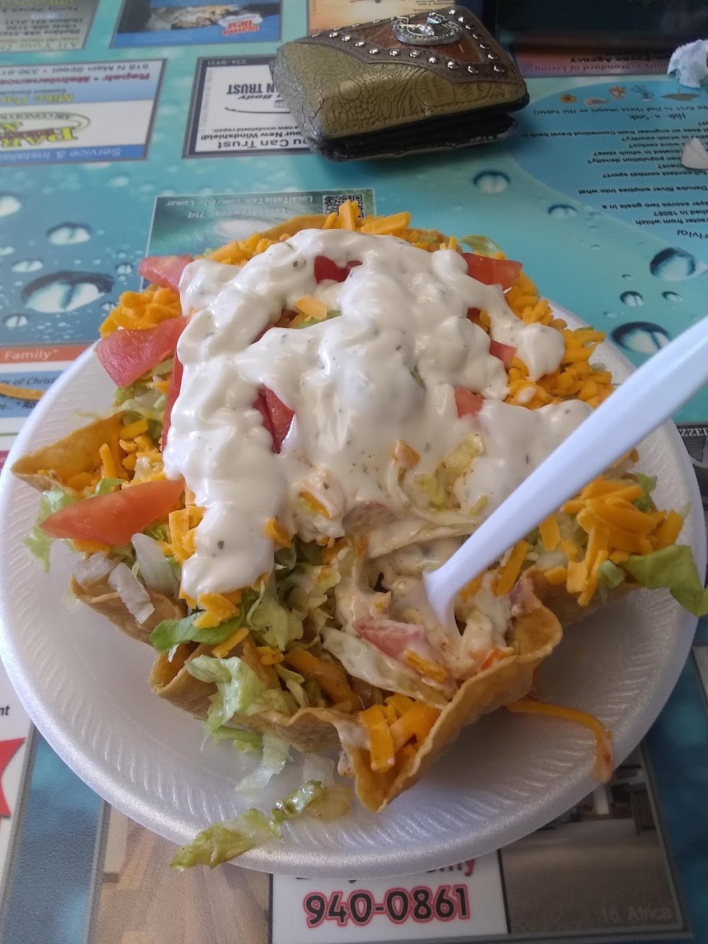 BJs Burgers & Fries | restaurant | 1510 S Main St, Lamar, CO 81052, USA | 7193365386 OR +1 719-336-5386