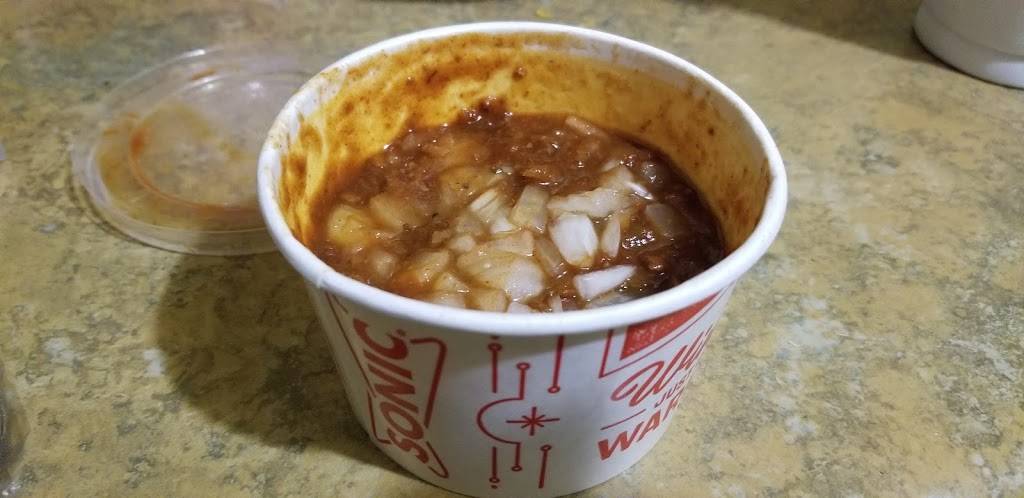 Sonic Drive-In | restaurant | 1330 Empire Central Dr, Dallas, TX 75247, USA | 2146340825 OR +1 214-634-0825