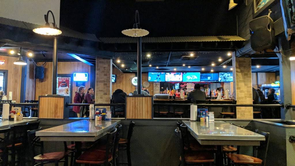 Locked & Loaded Bar and Grill | restaurant | 305 McCormick St, Garner, NC 27529, USA | 9196616688 OR +1 919-661-6688