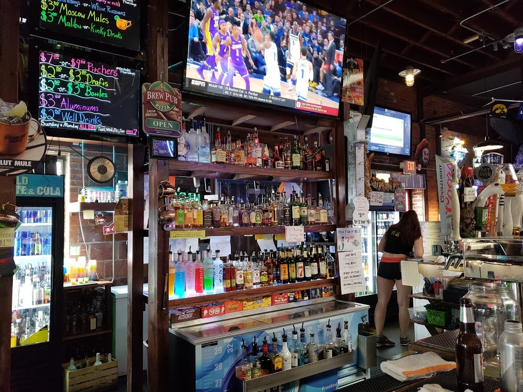 Doxx Bar | restaurant | 1219 5th St, Sioux City, IA 51101, USA | 7122243650 OR +1 712-224-3650