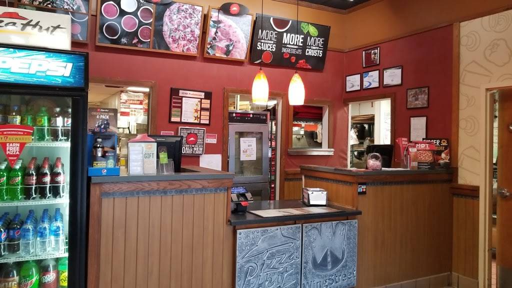 Pizza Hut | meal takeaway | 8197 S Tamiami Trail, Sarasota, FL 34231, USA | 9419211144 OR +1 941-921-1144