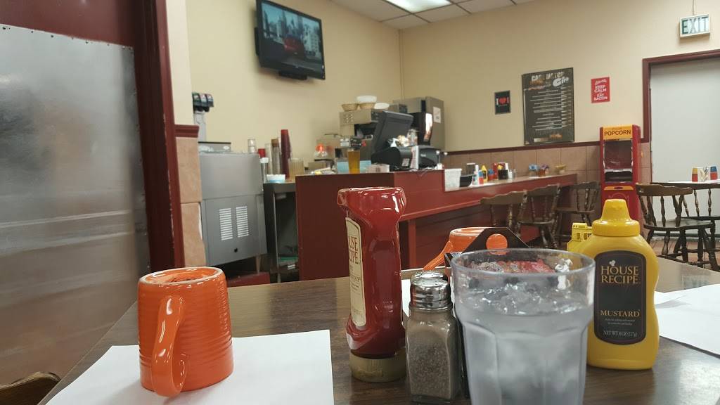 Trail Tree Restaurant | restaurant | 9435 IN-114, Rensselaer, IN 47978, USA | 2198665436 OR +1 219-866-5436