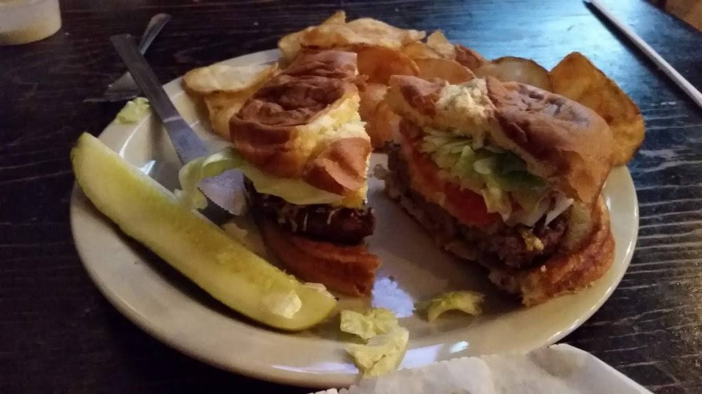 Big Buls Roadhouse | restaurant | 2461 Ross Millville Rd, Hamilton, OH 45013, USA | 5138442857 OR +1 513-844-2857