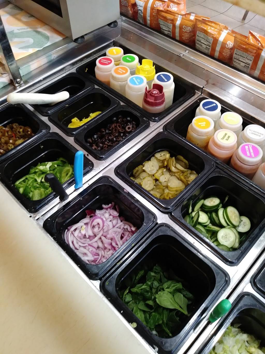 Subway Restaurants | restaurant | 2400 West Ave Suite 4, San Antonio, TX 78201, USA | 2107378054 OR +1 210-737-8054