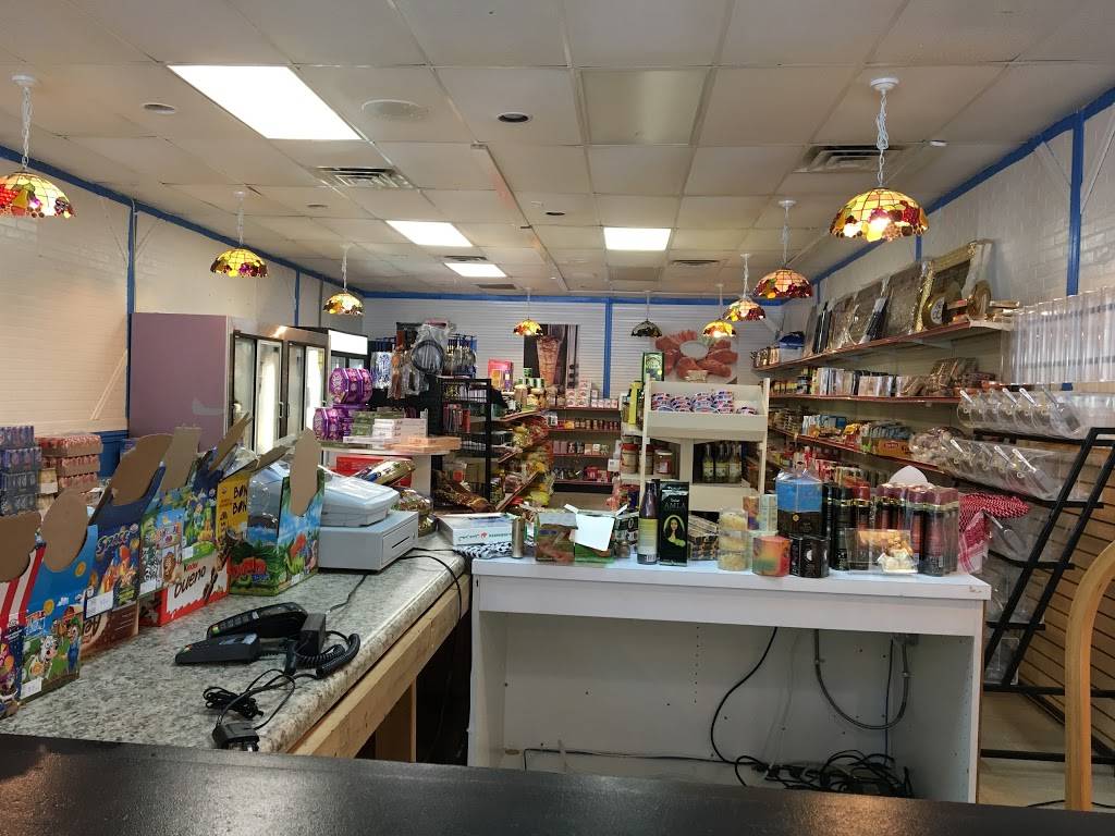 Pharaohs Village | restaurant | 2425 Hope Mills Rd, Fayetteville, NC 28304, USA | 9103232425 OR +1 910-323-2425