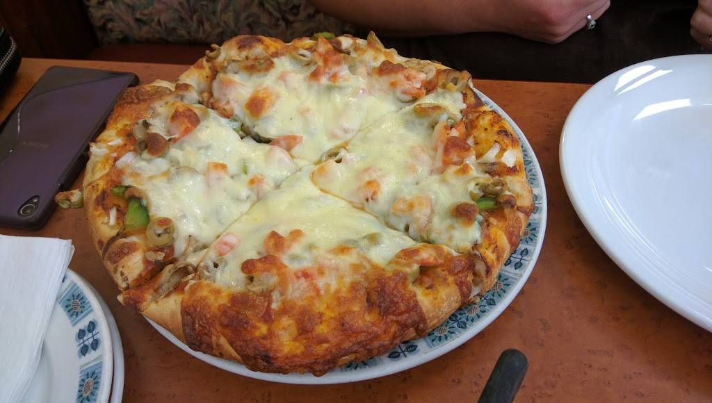 Centennial Restaurant | restaurant | 2536 Graham Street, Pakenham, ON K0A 2X0, Canada | 6136245413 OR +1 613-624-5413