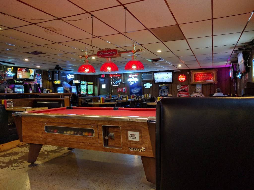 The Shack II | restaurant | 2842 SE 29th St, Topeka, KS 66605, USA | 7852664571 OR +1 785-266-4571