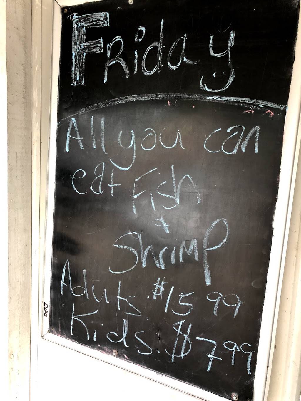 Eagles Nest | restaurant | 502 E Main St, Zavalla, TX 75980, USA | 9368972900 OR +1 936-897-2900