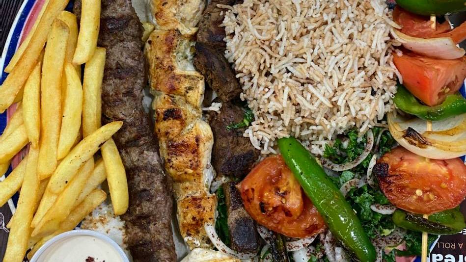 Shawarma station | restaurant | 2085 Lexington Ave, New York, NY 10035, USA | 9172612610 OR +1 917-261-2610