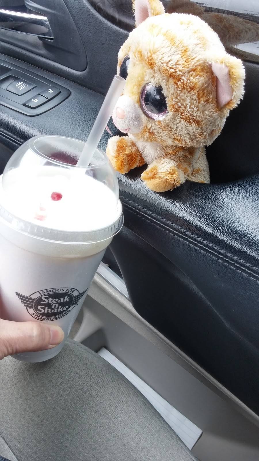 Steak n Shake | restaurant | 2296 Gunbarrel Rd, Chattanooga, TN 37421, USA | 4238922993 OR +1 423-892-2993