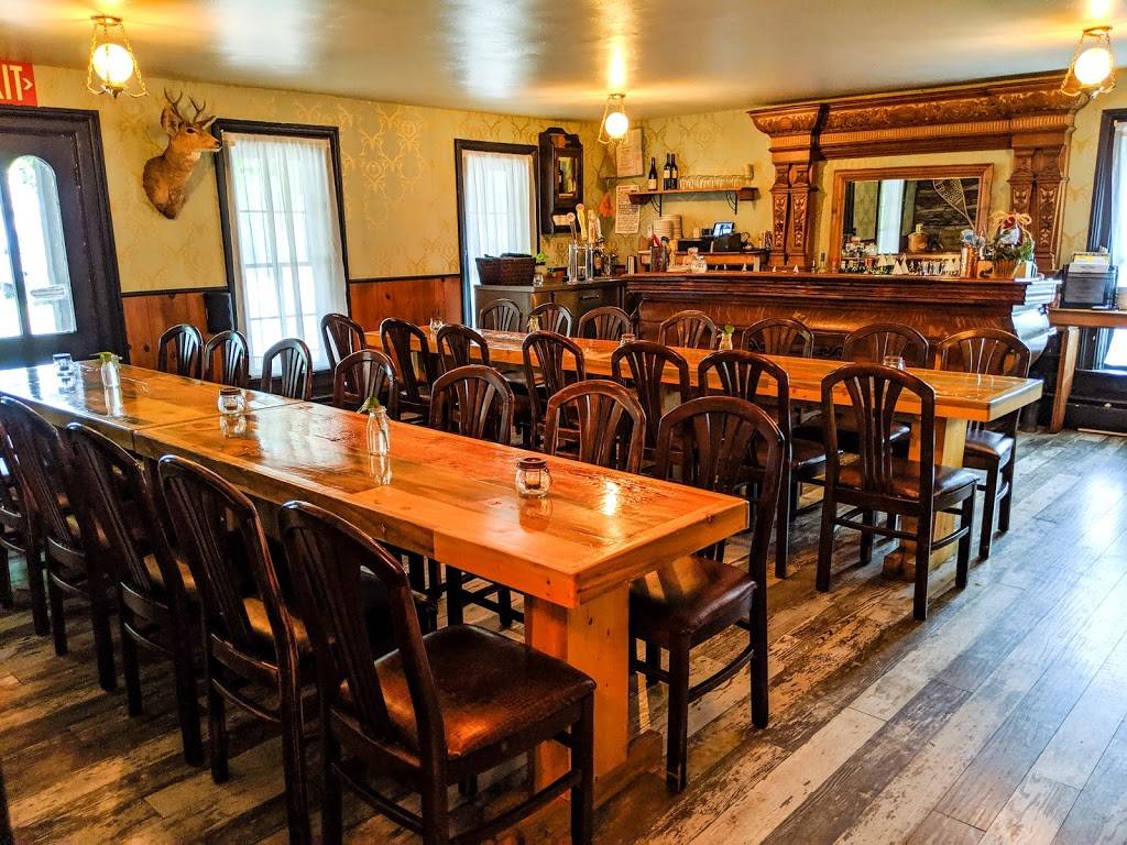 The Dean Public House | restaurant | 412 Nevava St, Hot Sulphur Springs, CO 80451, USA | 8009233690 OR +1 800-923-3690