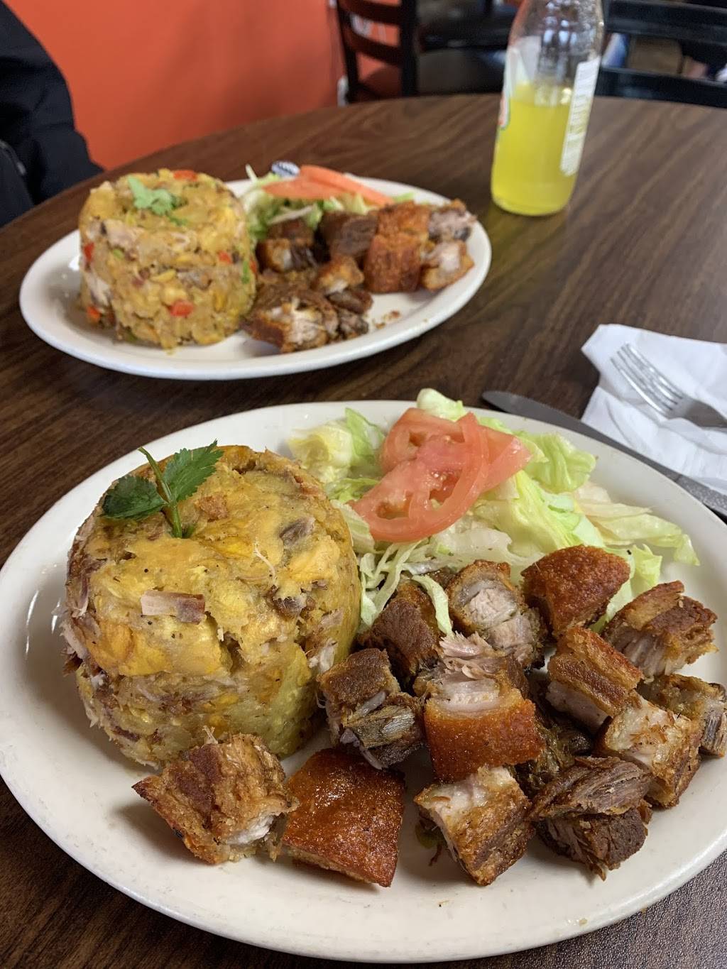 Panchis Latin Food | restaurant | 363 Rivet St, New Bedford, MA 02744, USA | 7742023925 OR +1 774-202-3925